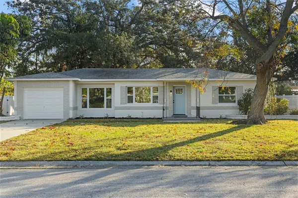 2641 44th Street N, ST PETERSBURG, FL 33713