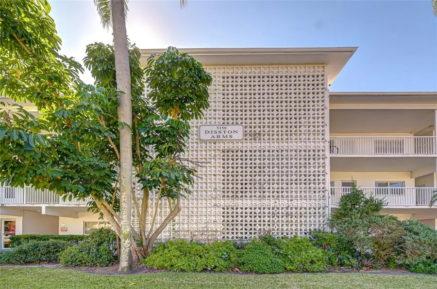 5150 10th Avenue N #211, Saint Petersburg, FL 33710 - Image #2