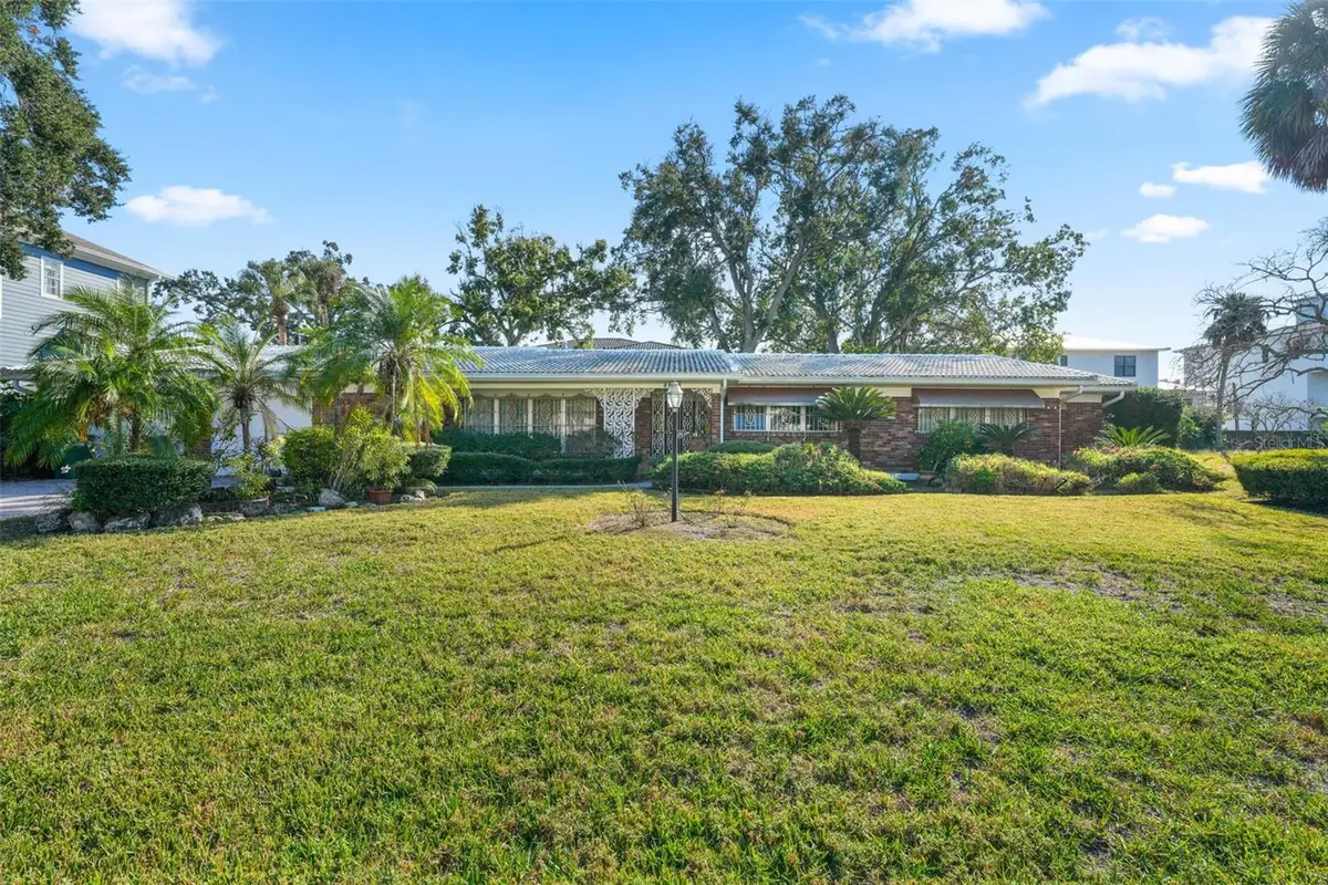 5026 W Longfellow Avenue, Tampa, FL 33629 - Image #1