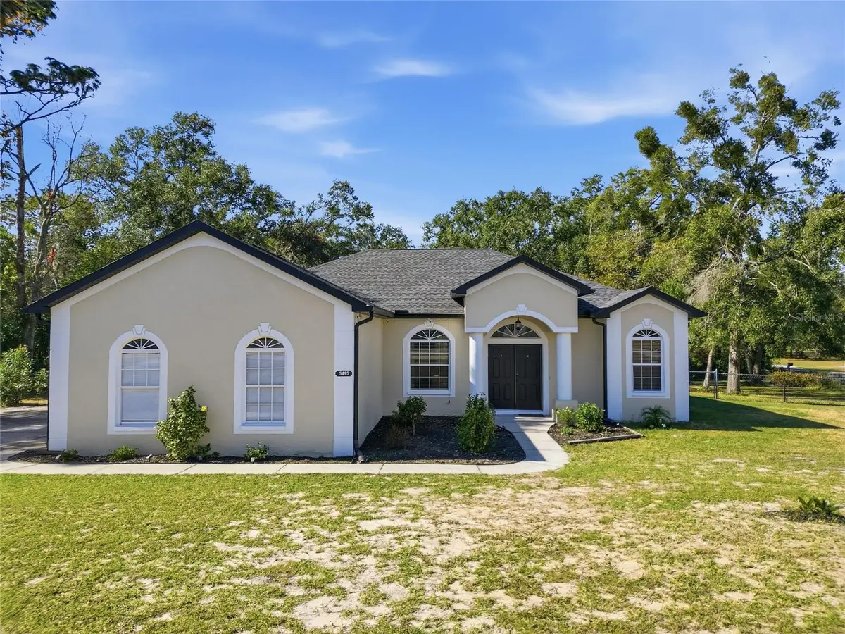 5495 Emerald Drive, Dade City, FL 33523 - Image #1