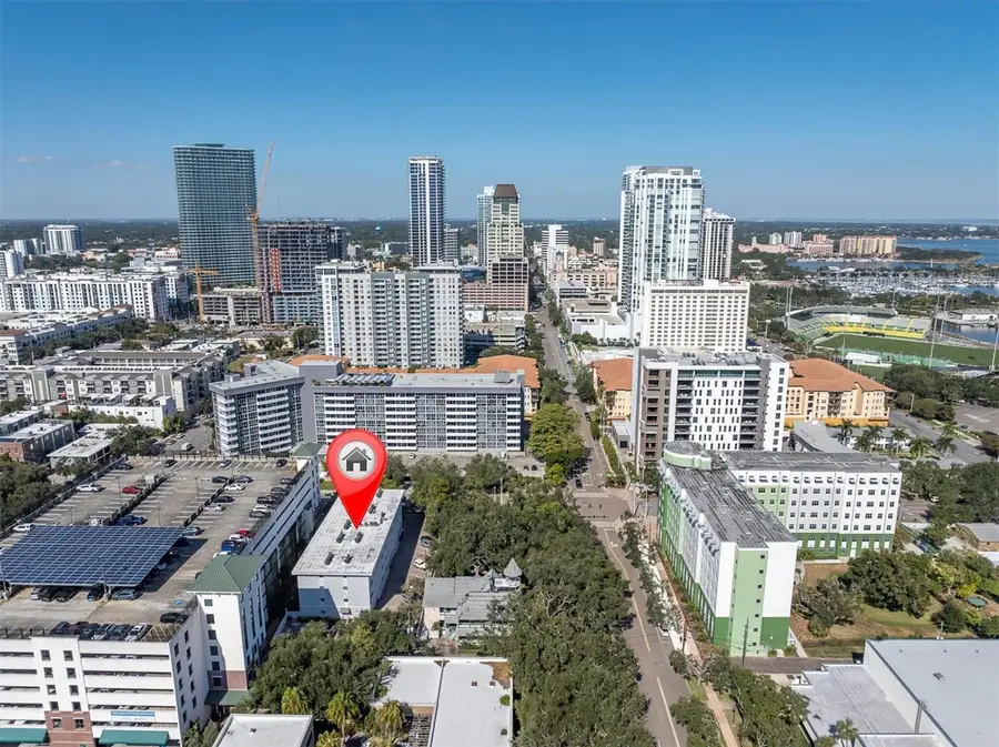 210 5th Avenue S #402, Saint Petersburg, FL 33701 - Image #2