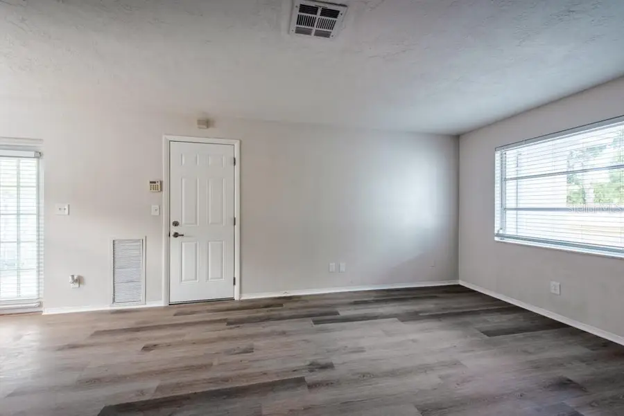 168 Southeast Boulevard N, Saint Petersburg, FL 33703 - Image #3