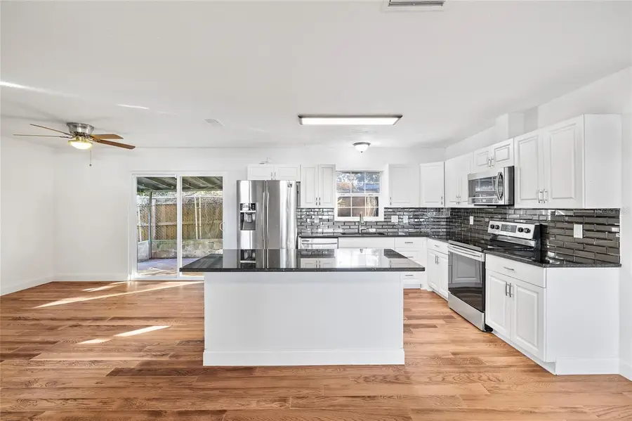 3088 50th Avenue N, Saint Petersburg, FL 33714 - Image #3