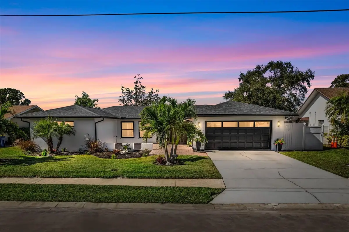 6742 Tequesta Drive, Seminole, FL 33777 - Image #1