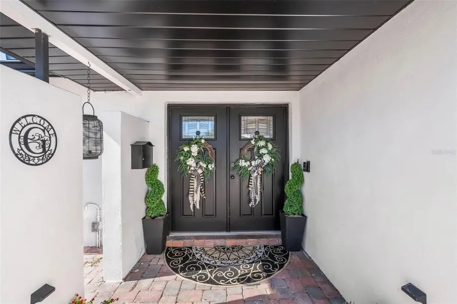 6742 Tequesta Drive, Seminole, FL 33777 - Image #2