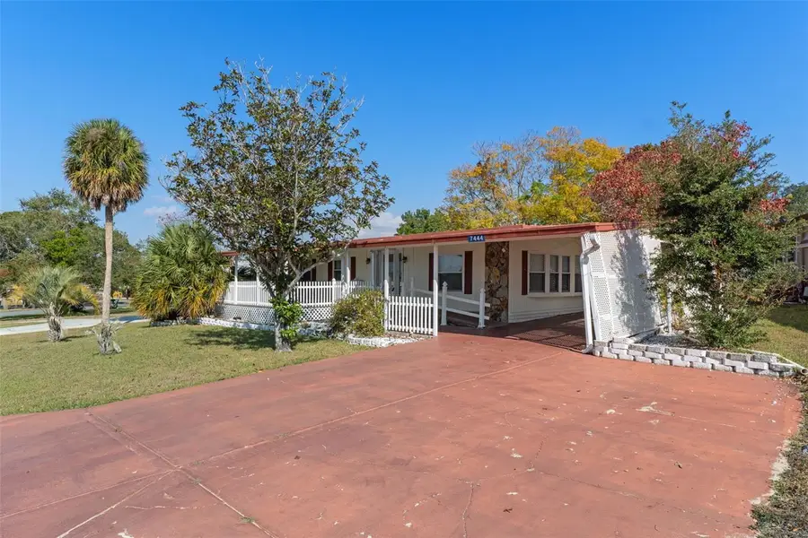 7444 Highpoint Boulevard, Brooksville, FL 34613 - Image #2