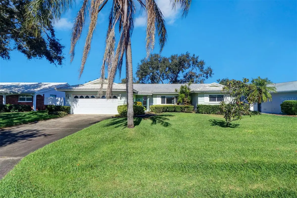 6733 14th Avenue N, Saint Petersburg, FL 33710 - Image #1