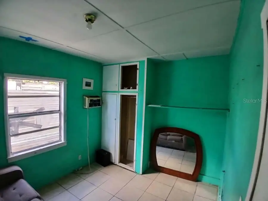 1705 W Powhatan Avenue, Tampa, FL 33603 - Image #3