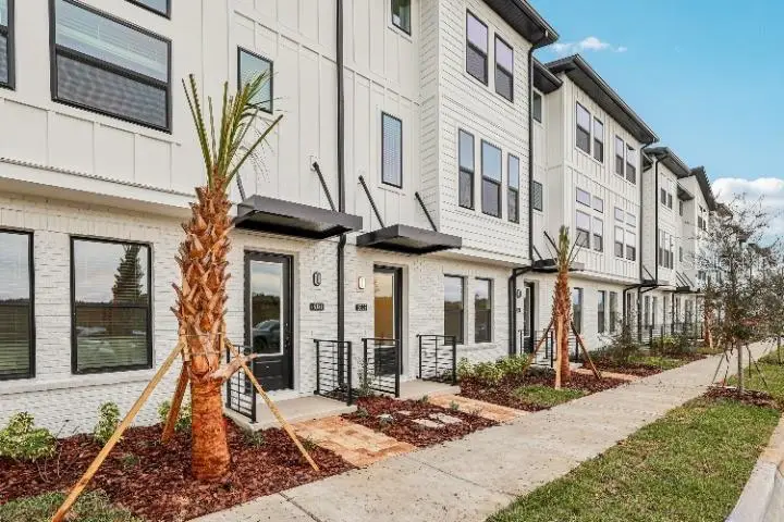 15375 Hamlin Park Drive, Winter Garden, FL 34787 - Image #3