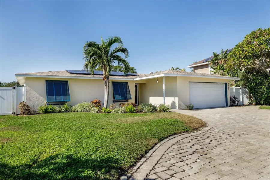 3497 Coquina Key Drive Se, Saint Petersburg, FL 33705 - Image #3