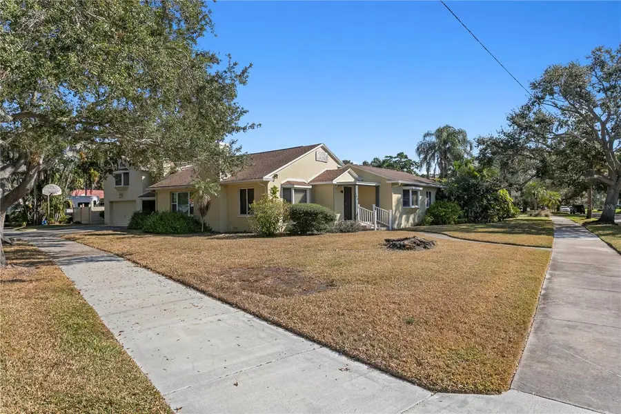 100 Catalan Boulevard Ne, Saint Petersburg, FL 33704 - Image #2