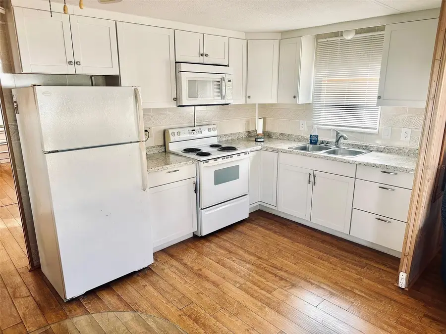 8300 Seminole Boulevard #318, Seminole, FL 33772 - Image #2