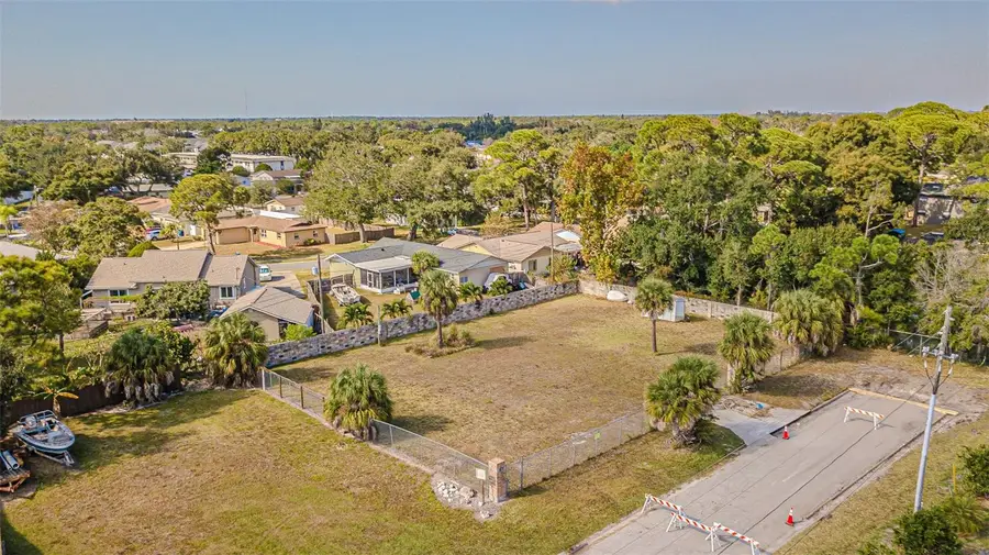 7598 90th Street, Seminole, FL 33777 - Image #2