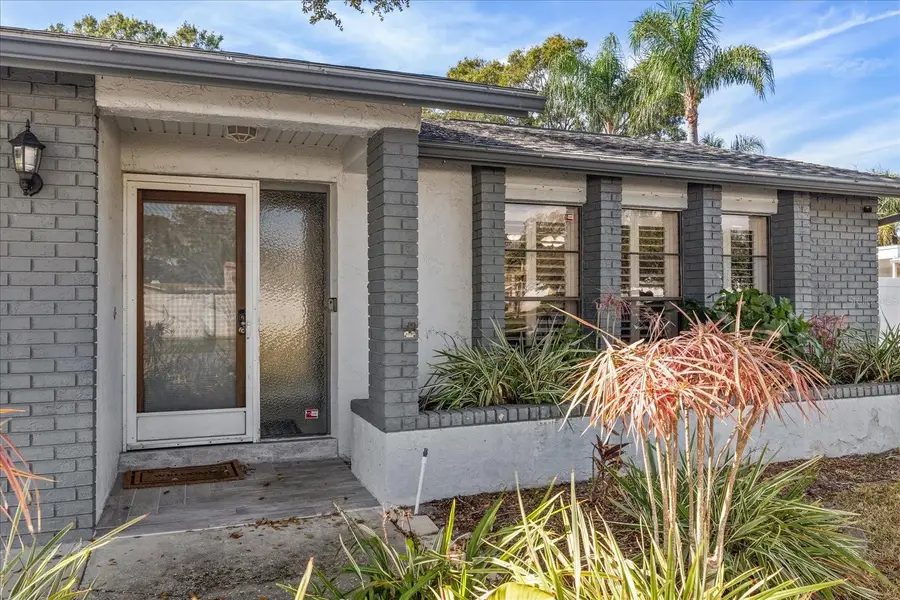 9428 Laura Anne Drive, Seminole, FL 33776 - Image #2