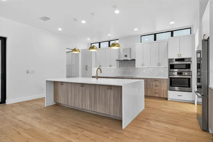 4555 26th Avenue S, Saint Petersburg, FL 33711 - Image #3