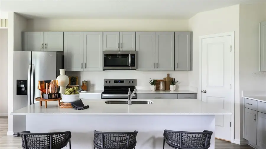 4136 River Beacon Boulevard, Davenport, FL 33837 - Image #3