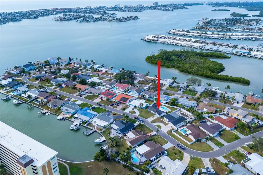 11425 47th Avenue N, Saint Petersburg, FL 33708 - Image #2