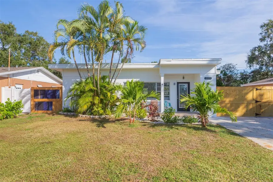 3911 Helena Street Ne, Saint Petersburg, FL 33703 - Image #3