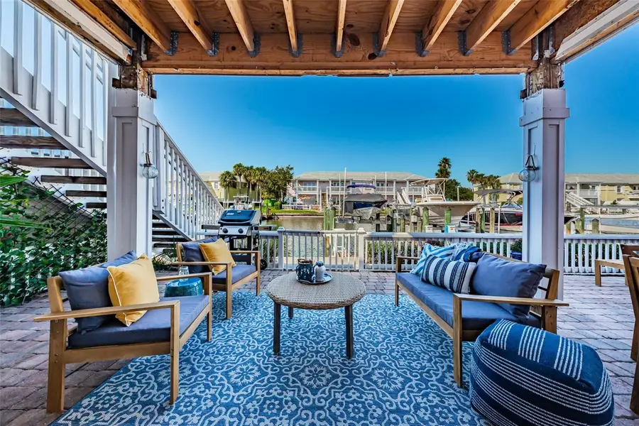 5175 Coquina Key Drive Se #C, Saint Petersburg, FL 33705 - Image #2