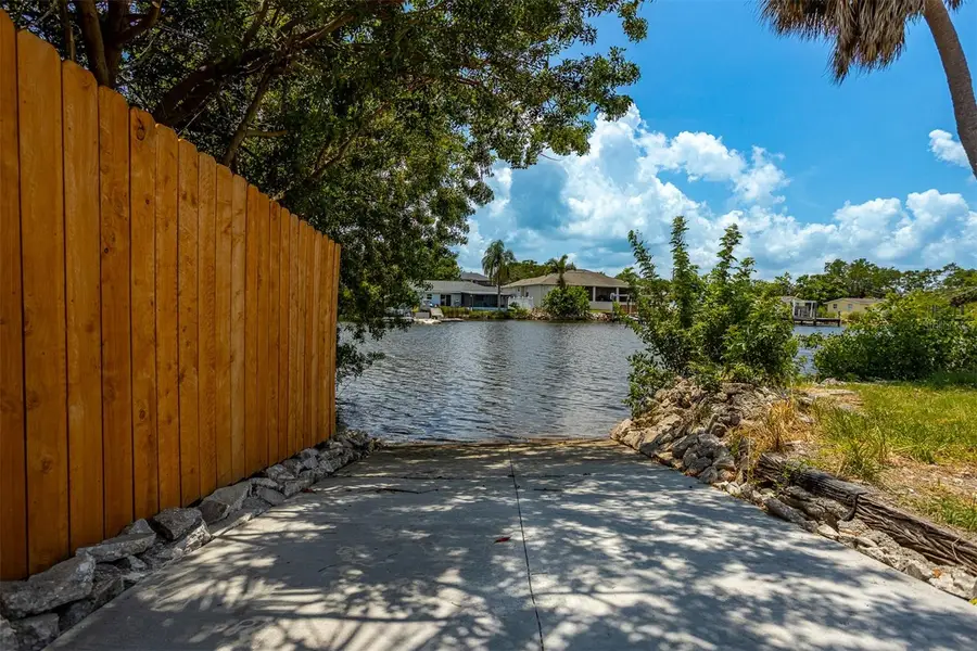 8820 Rocky Creek Drive, Tampa, FL 33615 - Image #2