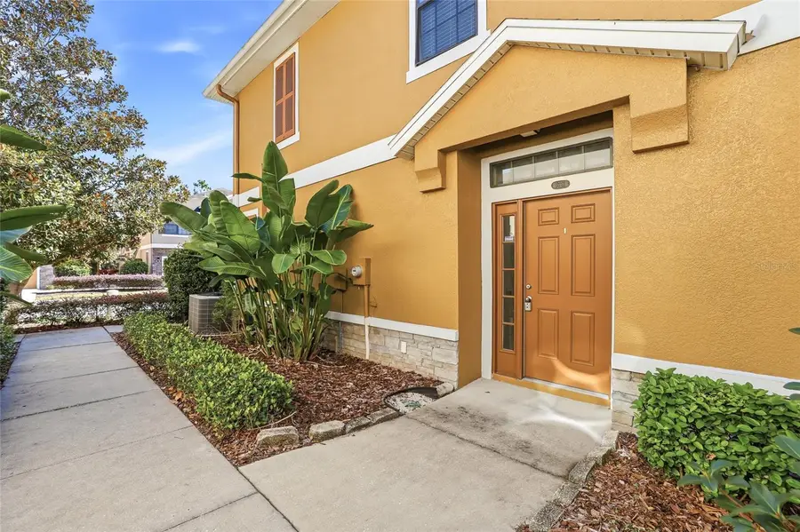 5723 Kingsletsound Place, Lithia, FL 33547 - Image #2