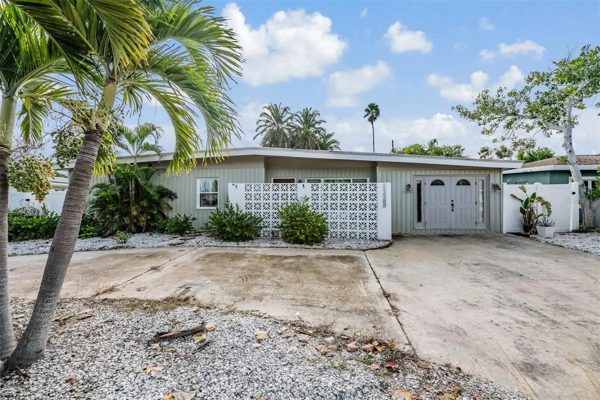 16304 3rd Street E, Redington Beach, FL 33708 - Image #1