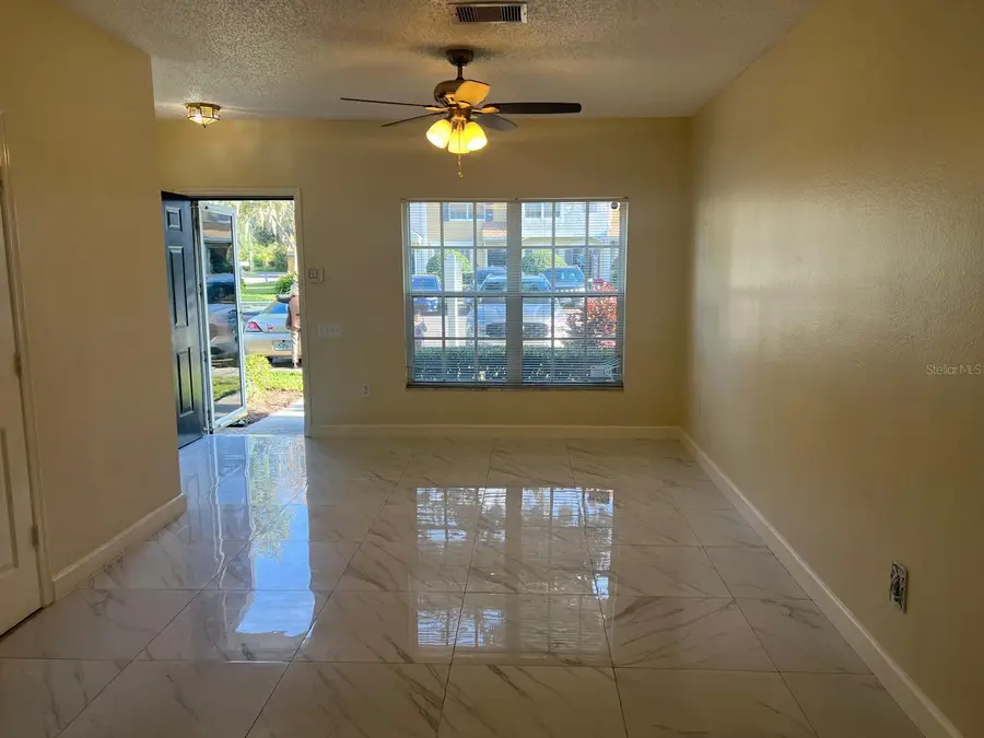 29929 Playa Del Rey Lane, Wesley Chapel, FL 33543 - Image #2