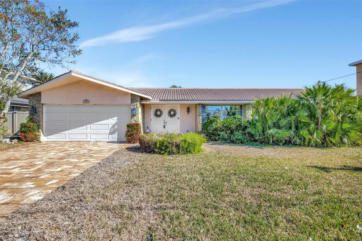 219 Leeward Island, Clearwater, FL 33767 - Image #1