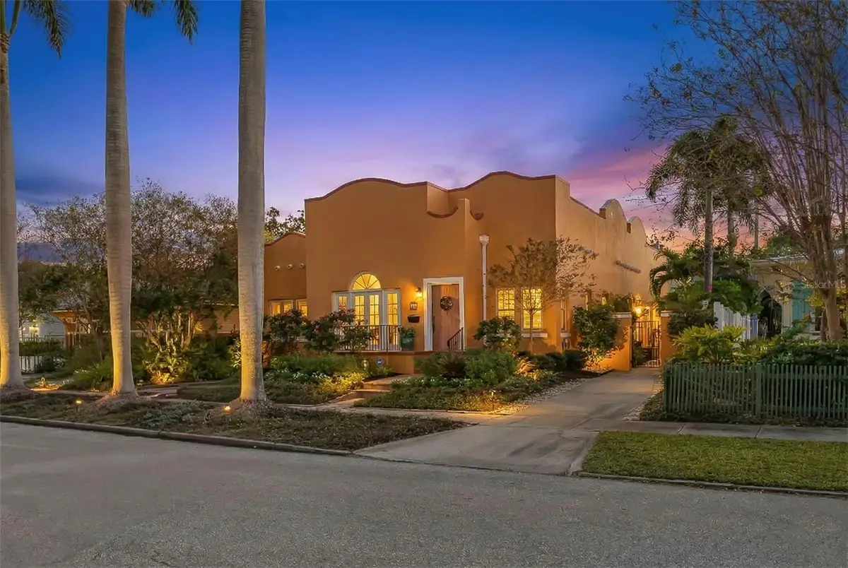 426 20th Avenue Ne, Saint Petersburg, FL 33704 - Image #1