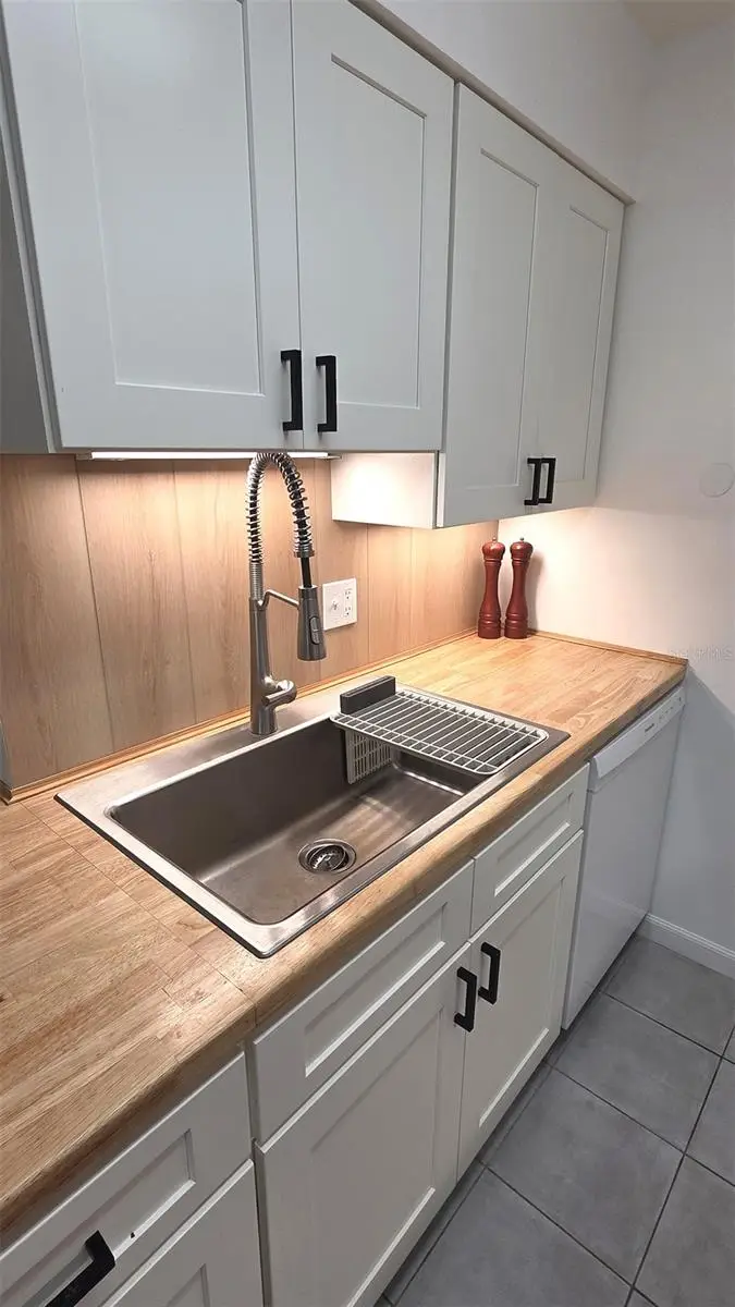 206 Berry Tree Place #206, Brandon, FL 33510 - Image #2