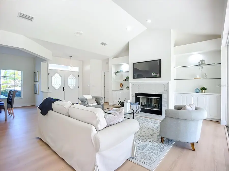 2960 Sandringham Place, Sarasota, FL 34235 - Image #3