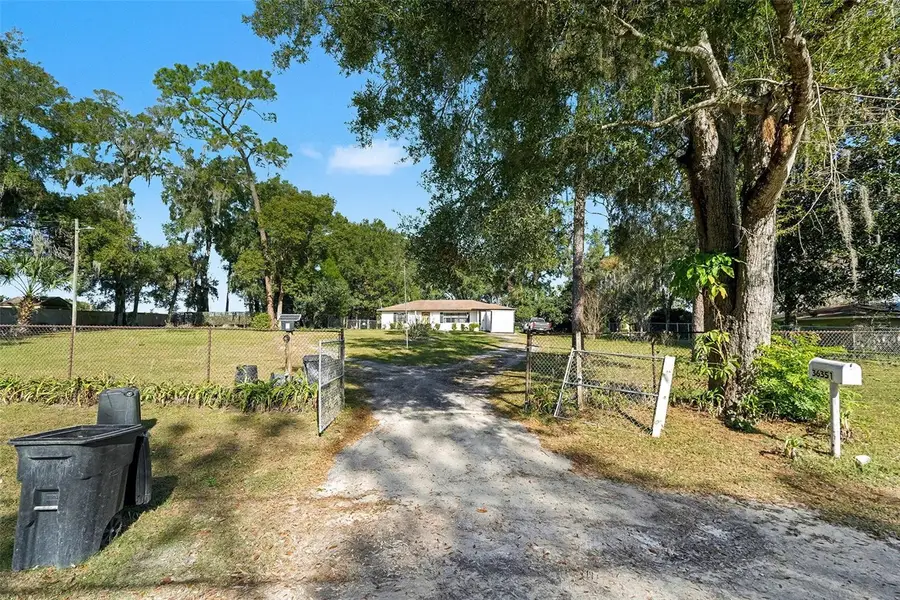 36351 Lake Pasadena Road, Dade City, FL 33525 - Image #2