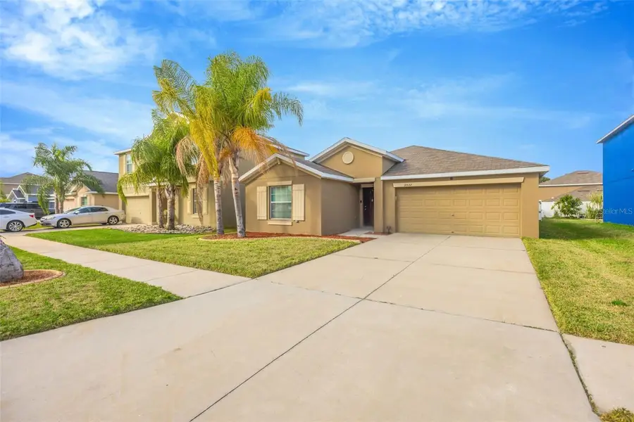 10532 Standing Stone Drive, Wimauma, FL 33598 - Image #2