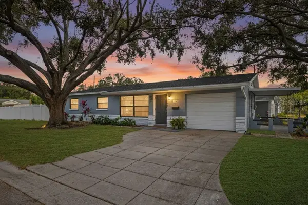 6501 Livingston Avenue N, ST PETERSBURG, FL 33702