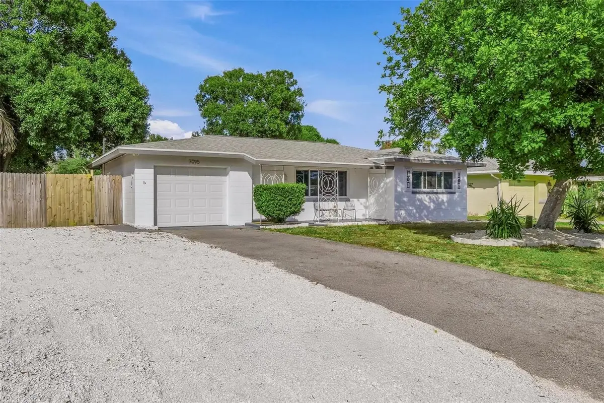 7095 40th Avenue N, Saint Petersburg, FL 33709 - Image #1