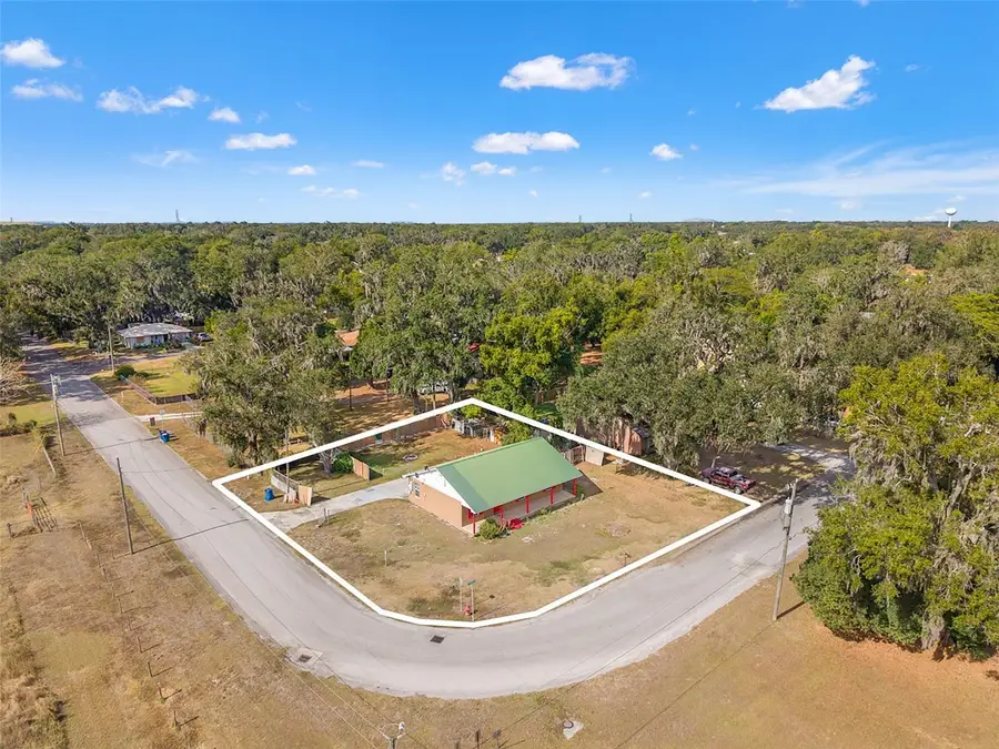 842 S Hendry Avenue, Fort Meade, FL 33841 - Image #2