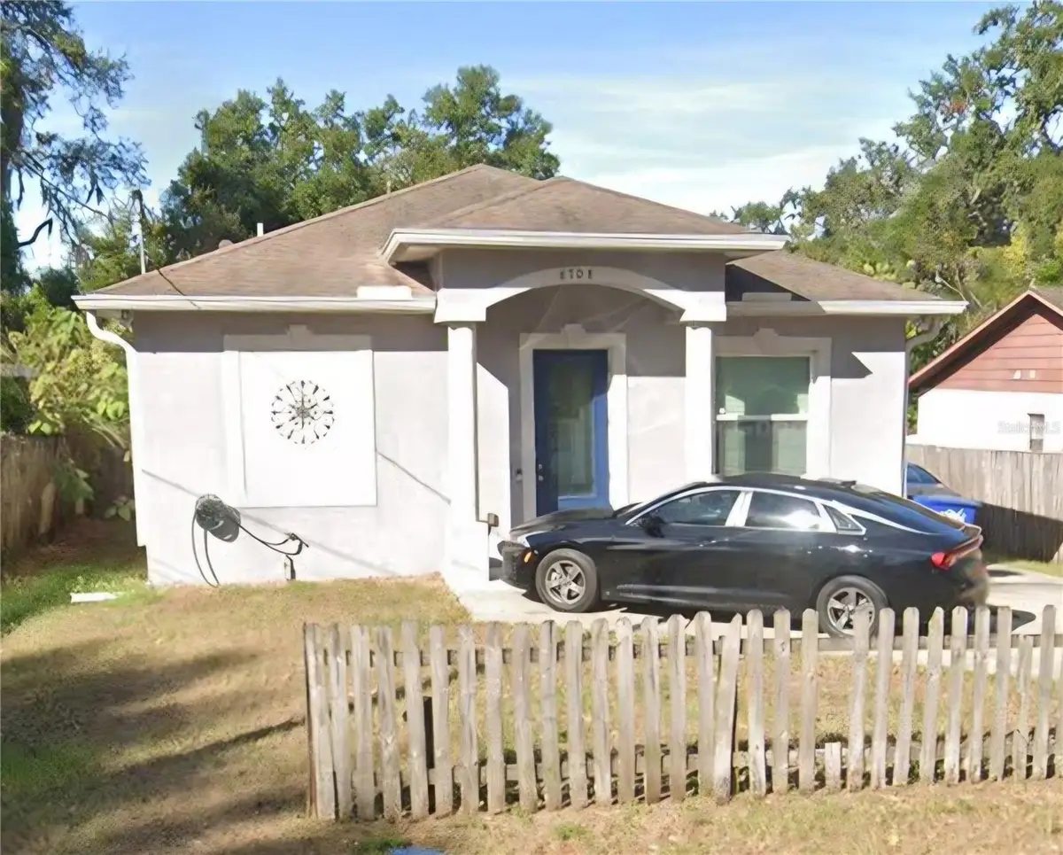 8708 N Orangeview Avenue, Tampa, FL 33617 - Image #1