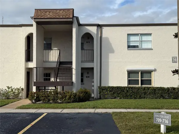 7701 Starkey Road #711, SEMINOLE, FL 33777