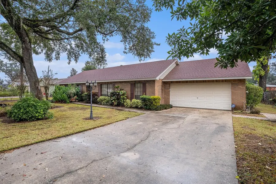 2110 Siloam Springs Drive, Dover, FL 33527 - Image #2