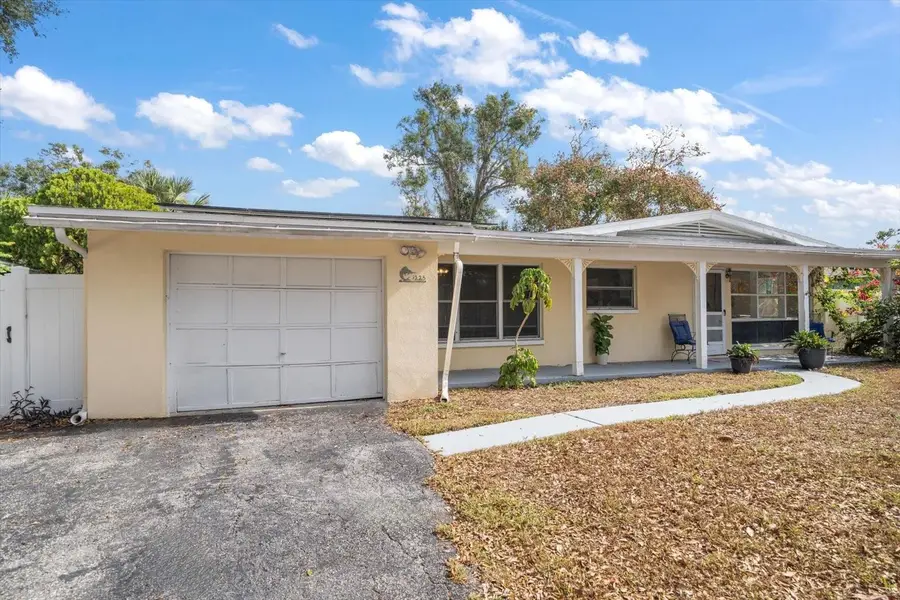 1225 Ridge Avenue, Clearwater, FL 33755 - Image #3