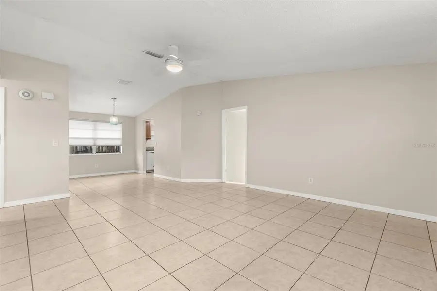 8229 Ravencroft Drive, Tampa, FL 33615 - Image #3