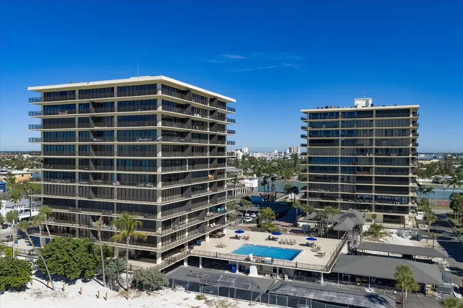 7600 Bayshore Drive #204, Treasure Island, FL 33706 - Image #2