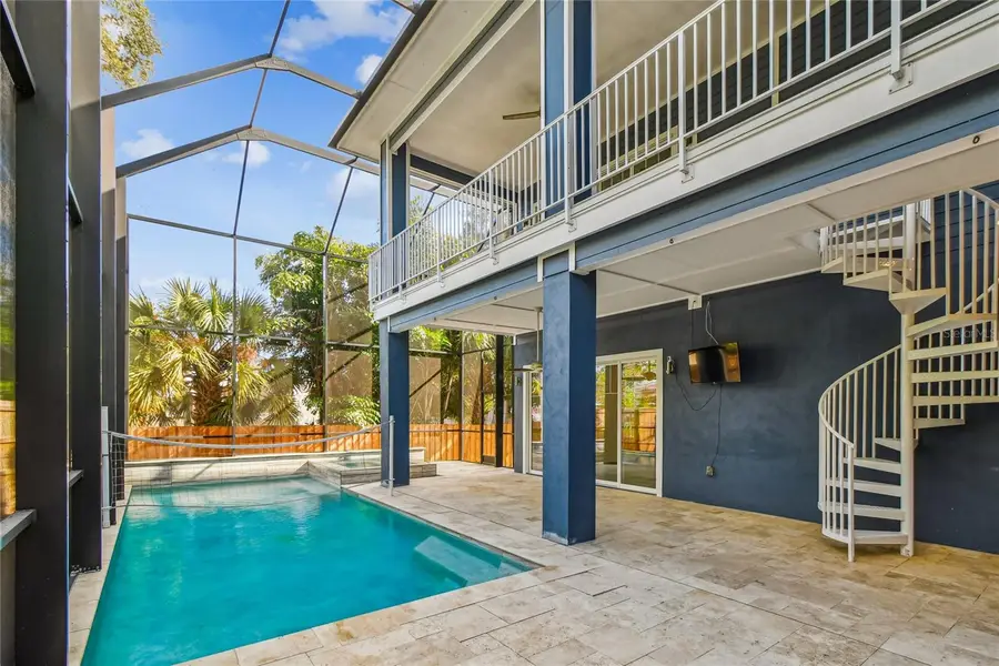 10555 Lake Breeze Drive, Seminole, FL 33772 - Image #2