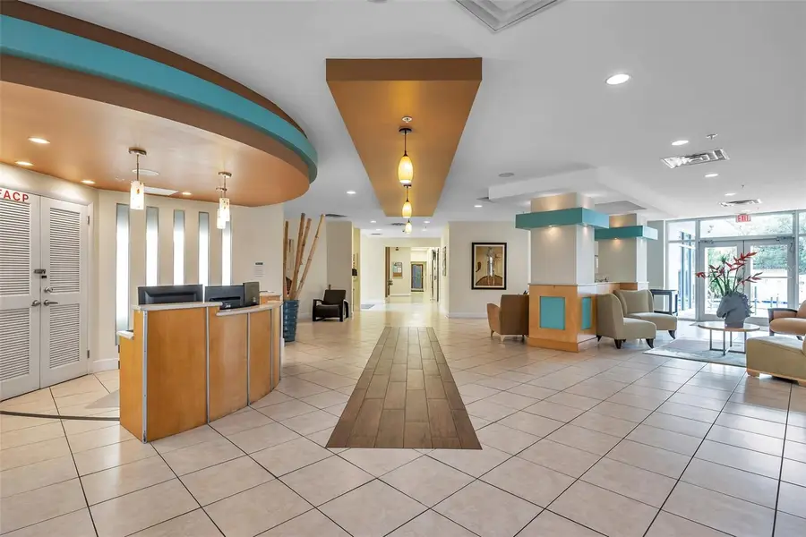 470 3rd Street S #205, Saint Petersburg, FL 33701 - Image #2