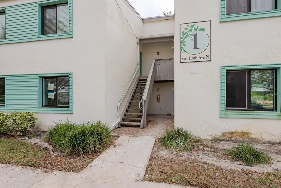 876 116th Avenue N #102, Saint Petersburg, FL 33716 - Image #3