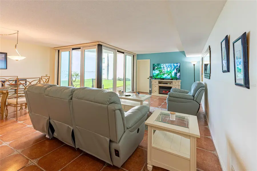 5541 Puerta Del Sol Boulevard S #116, Saint Petersburg, FL 33715 - Image #3