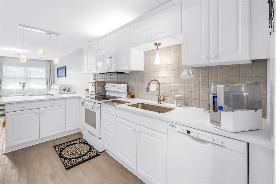 3723 59th Street N #6, Saint Petersburg, FL 33710 - Image #3