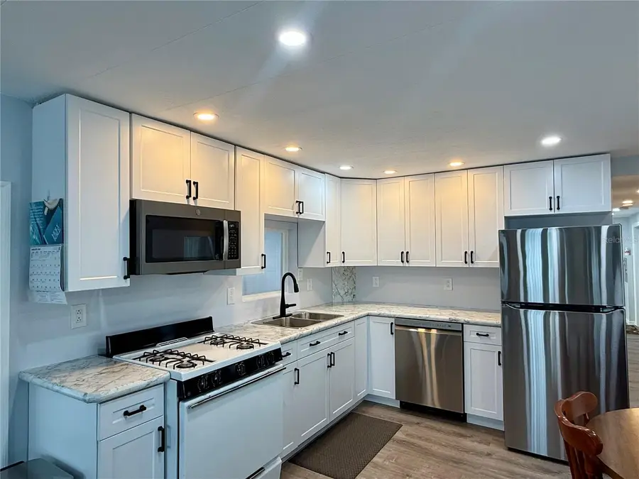 34076 Avocado Drive N, Pinellas Park, FL 33781 - Image #2