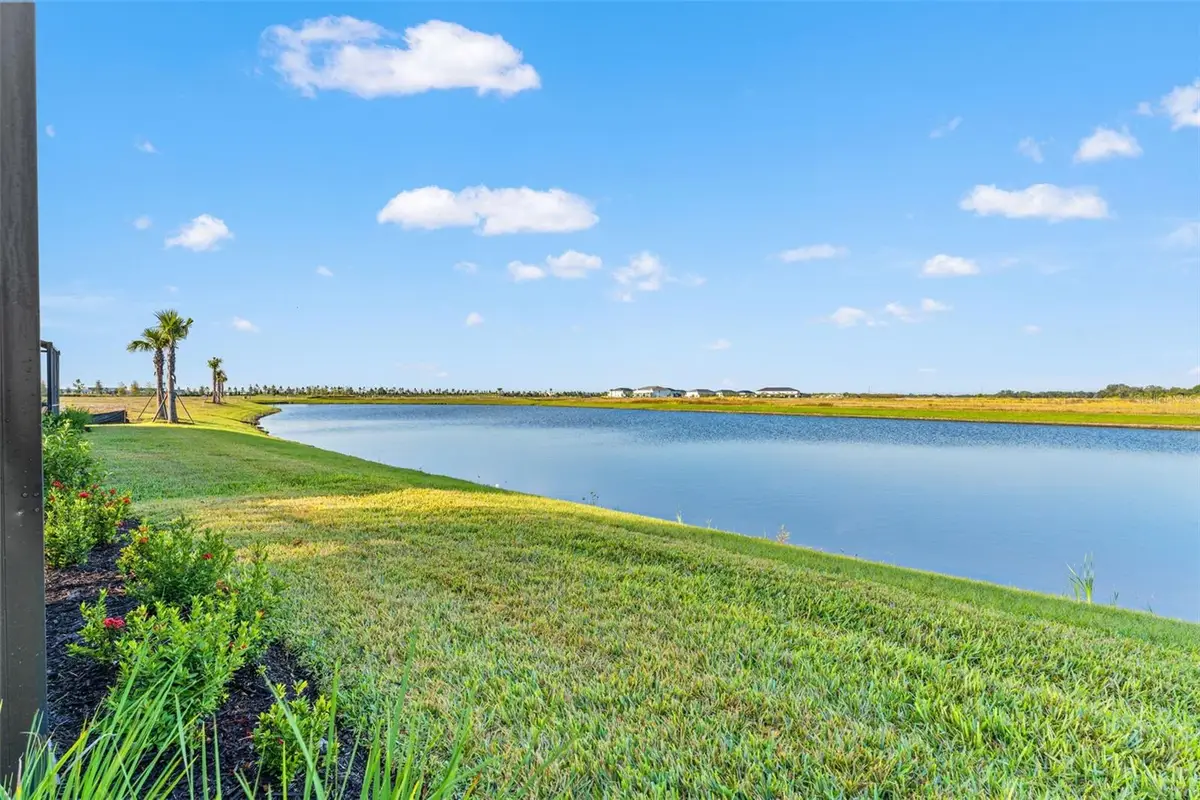 2126 Sylvester Palm Lane, Bradenton, FL 34212 - Image #1