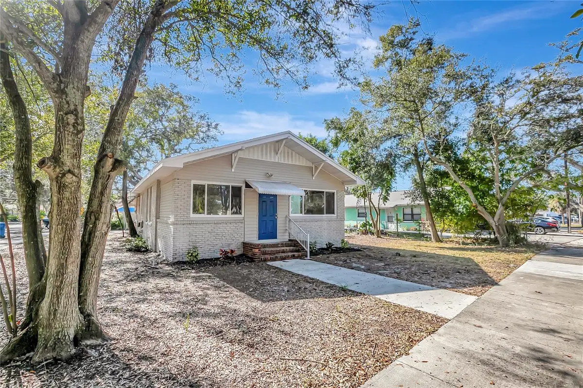 703 16th Street Nw, Largo, FL 33770 - Image #1